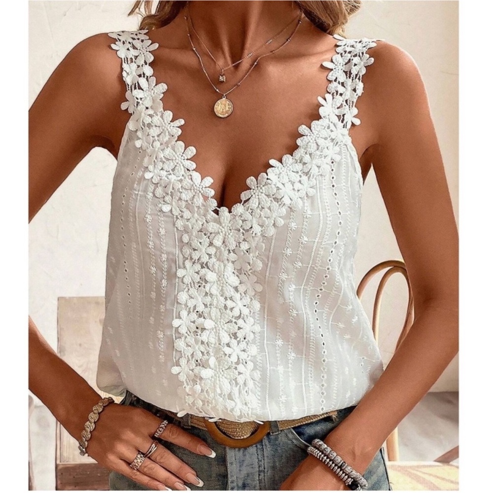 Boho White Floral Crochet Lace Tank Top
